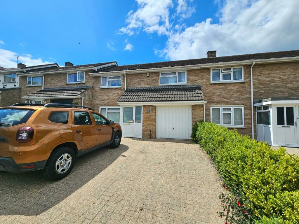 3 bedroom terraced house for sale in Springfields, Dursley, GL11 6PL, GL11