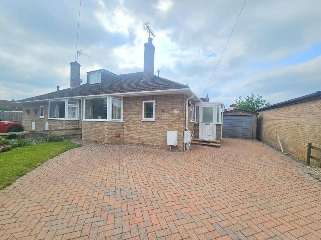 Main image of property: Leaze Close, Berkeley