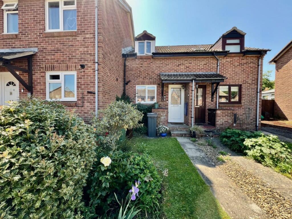 Main image of property: Jubilee Close, Cam