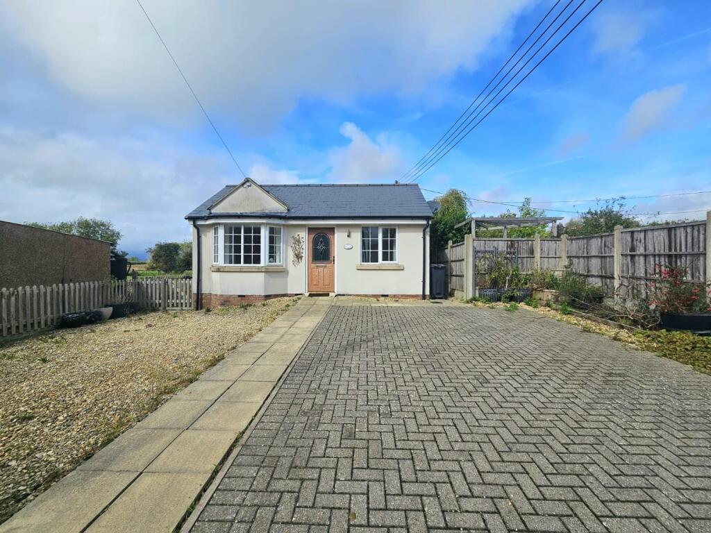 Main image of property: Victoria Street, Coaley, GL11 5EE