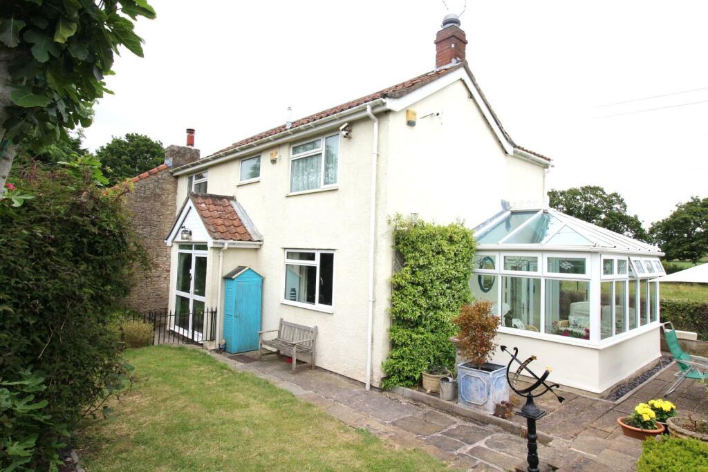 4 bedroom house for sale in Gloucester Road, Whitfield, WottonUnder