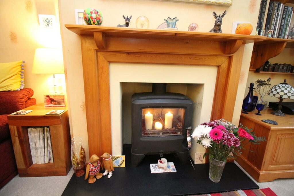 Additional property image - Charles Close, Thornbury, Bristol