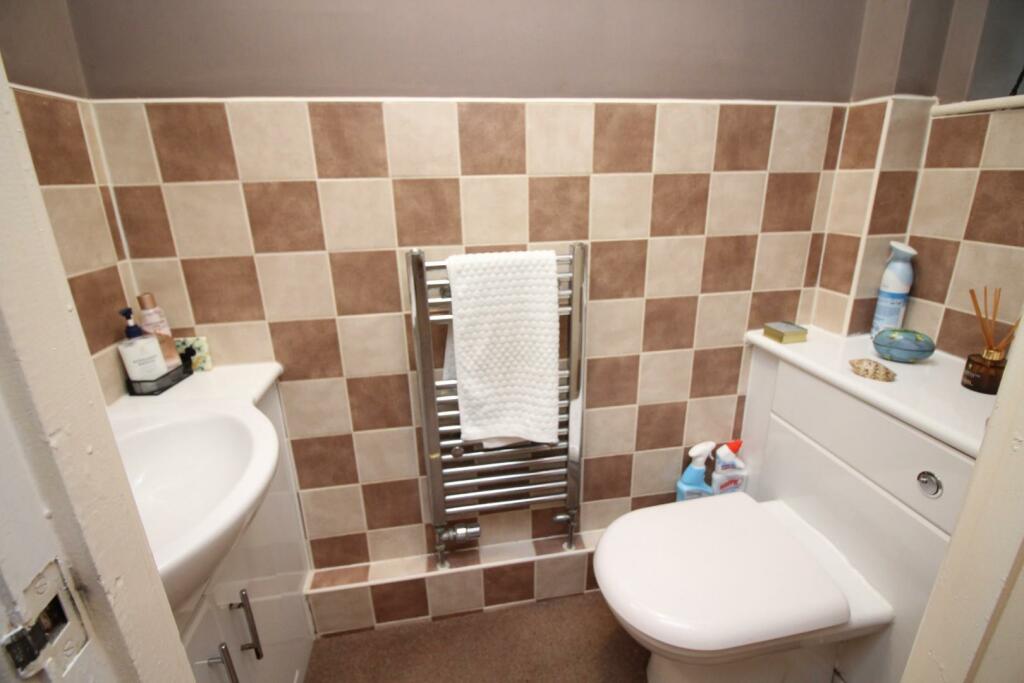 Additional property image - Charles Close, Thornbury, Bristol