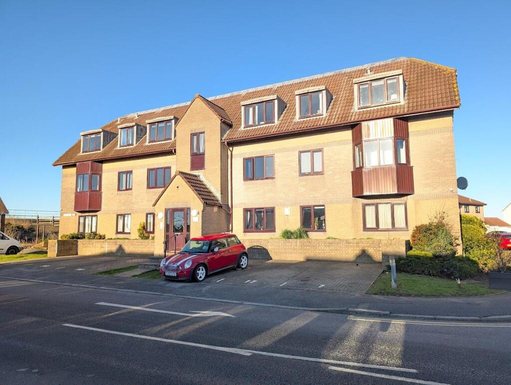 Main image of property: Flat 60, Station Road, Severn Beach, Bristol