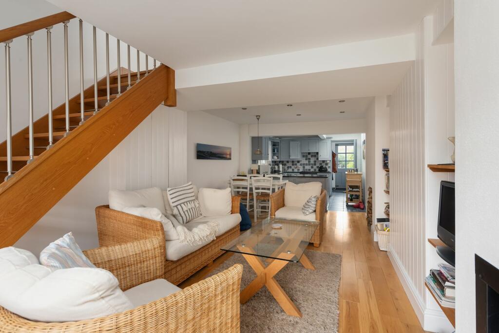 Additional property image - Island Wall, Whitstable, CT5