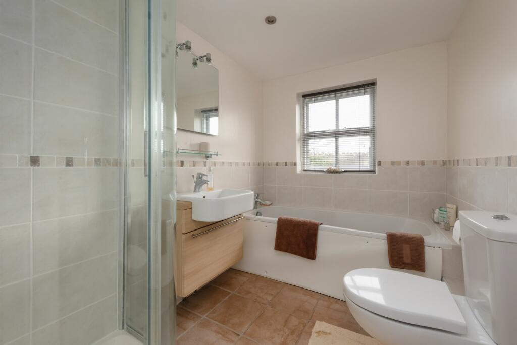 Additional property image - Island Wall, Whitstable, CT5