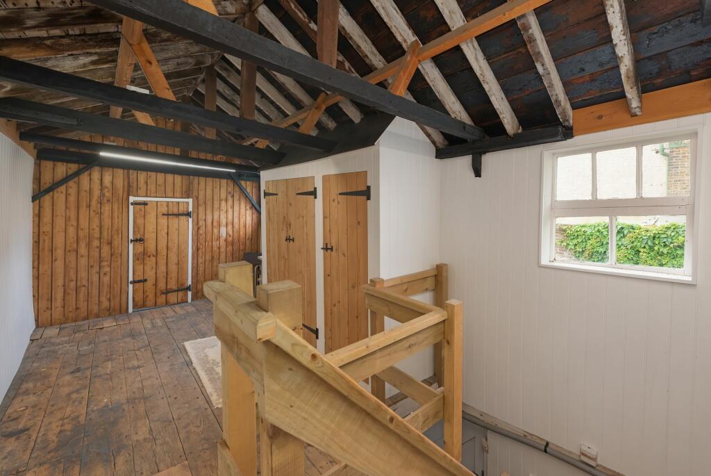 Additional property image - High Street, Whitstable, CT5