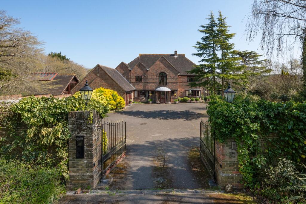 Main image of property: Pean Hill, Whitstable, CT5
