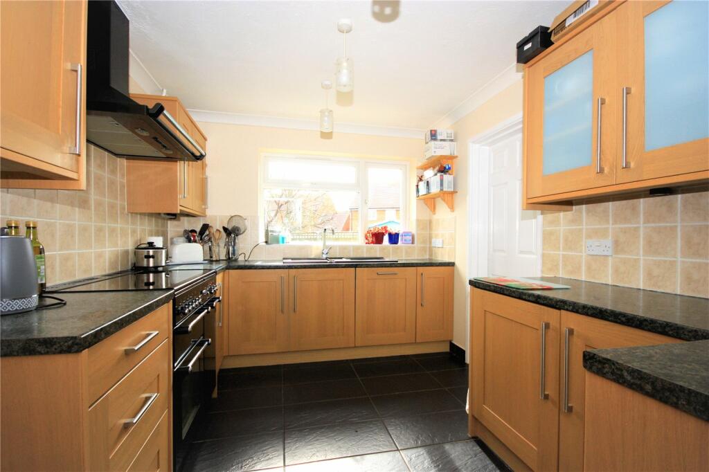 4 bedroom detached house for sale in Blenheim Gardens, Denvilles, Havant, Hampshire, PO9