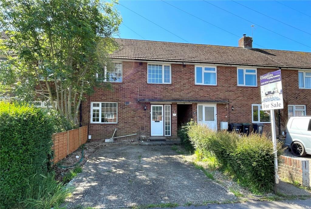 3 bedroom terraced house for sale in High Lawn Way, Havant, Hampshire, PO9