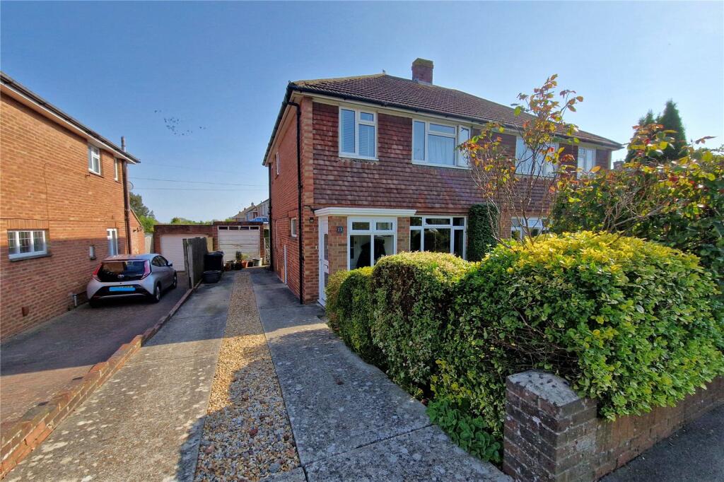 3 bedroom semidetached house for sale in Wigan Crescent, Bedhampton