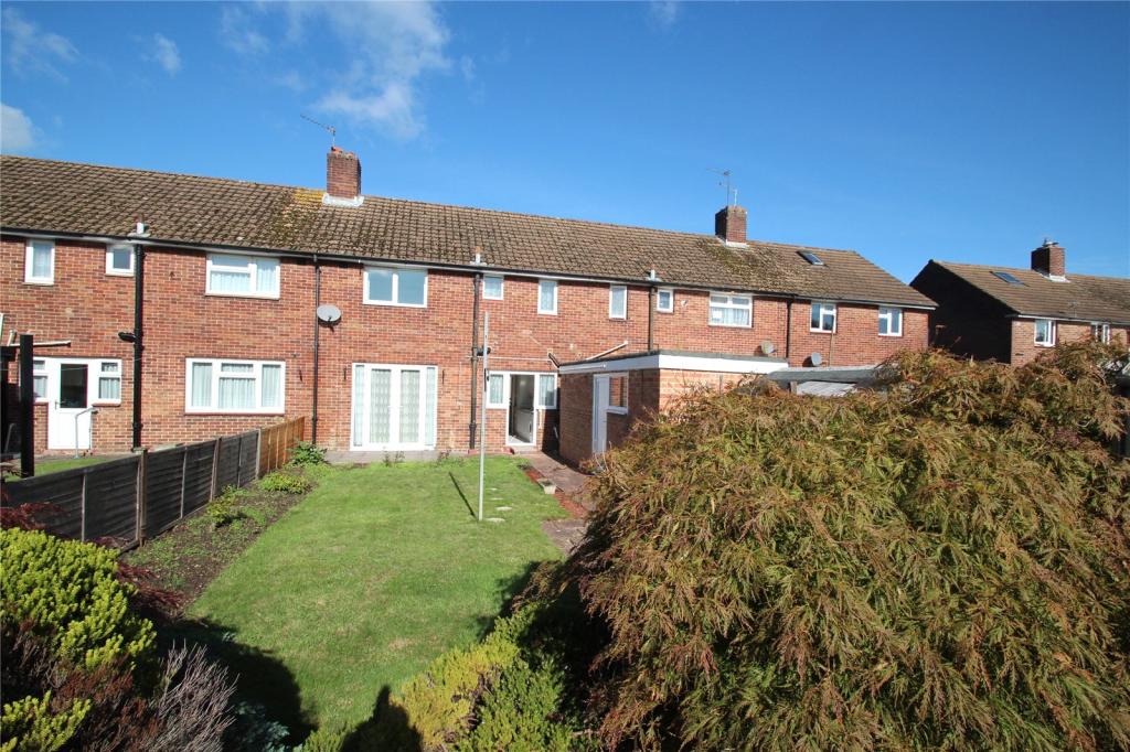 3 bedroom terraced house for sale in High Lawn Way, Havant, PO9