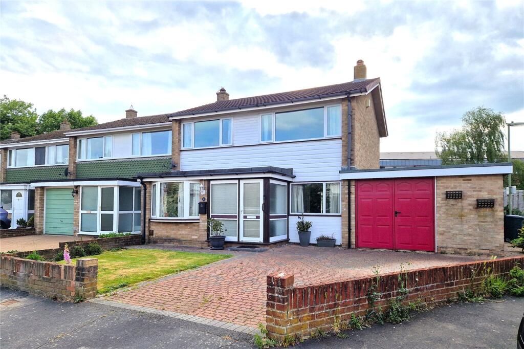 Main image of property: Havant Farm Close, Havant, Hampshire, PO9