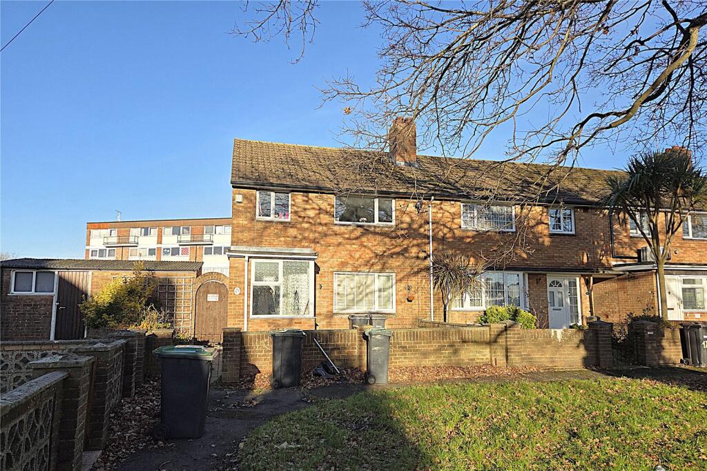 Main image of property: Middle Park Way, Havant, Hampshire, PO9