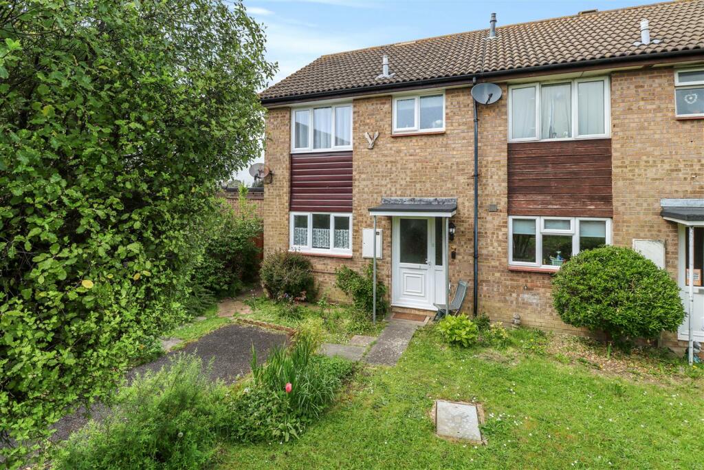 Additional property image - Leamland Walk, Hailsham