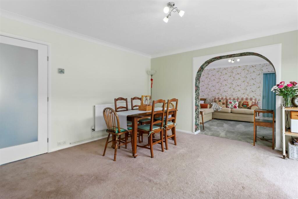 Additional property image - Leamland Walk, Hailsham