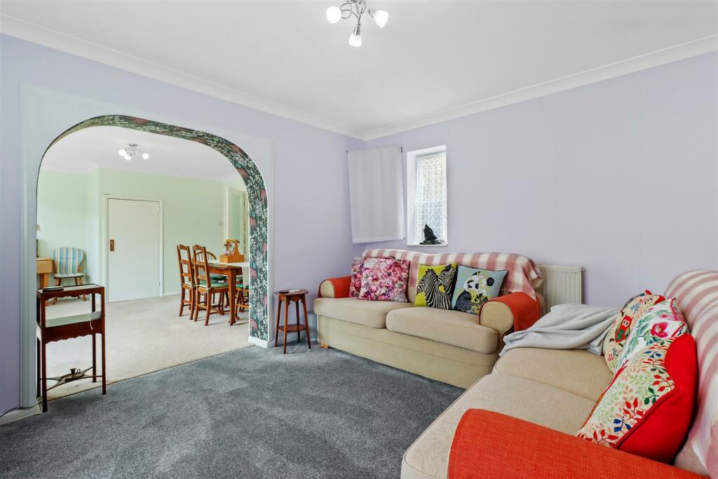Additional property image - Leamland Walk, Hailsham
