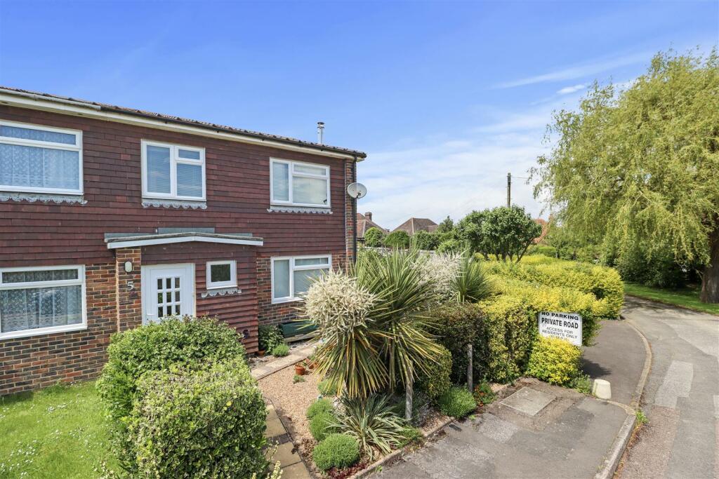 3 bedroom end of terrace house for sale in St. Wilfrids Green, Hailsham