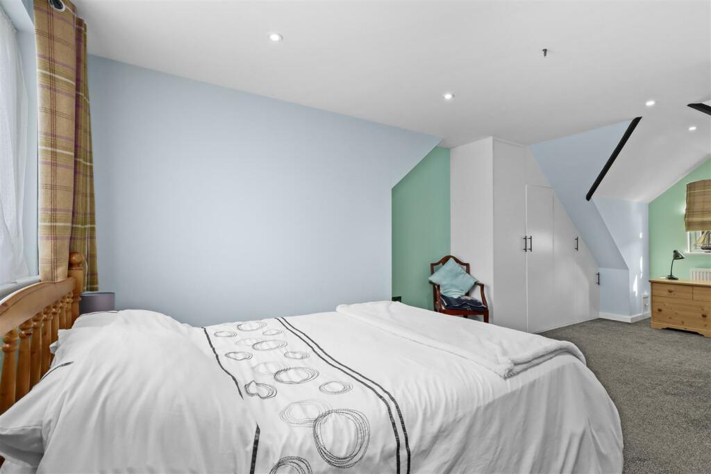 Additional property image - Amberstone View, Hailsham