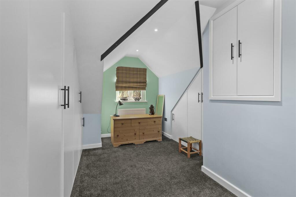 Additional property image - Amberstone View, Hailsham