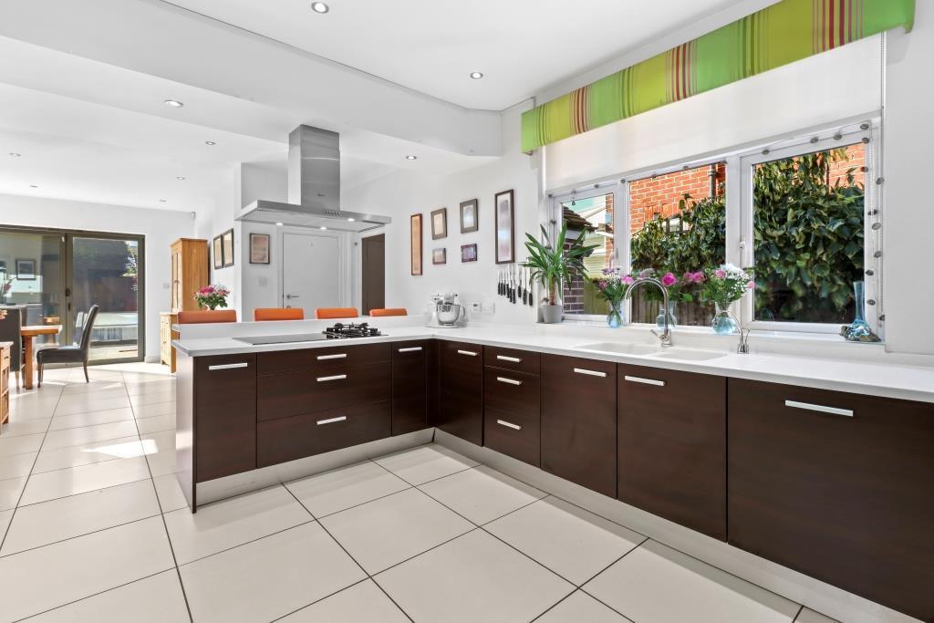 Additional property image - Kings Drive, Eastbourne