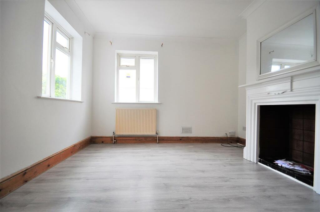 Additional property image - Chapel Hill, Crayford, Dartford