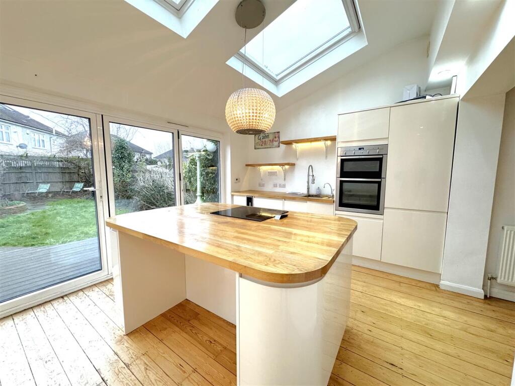 Additional image 15 of Berkeley Avenue, Bexleyheath