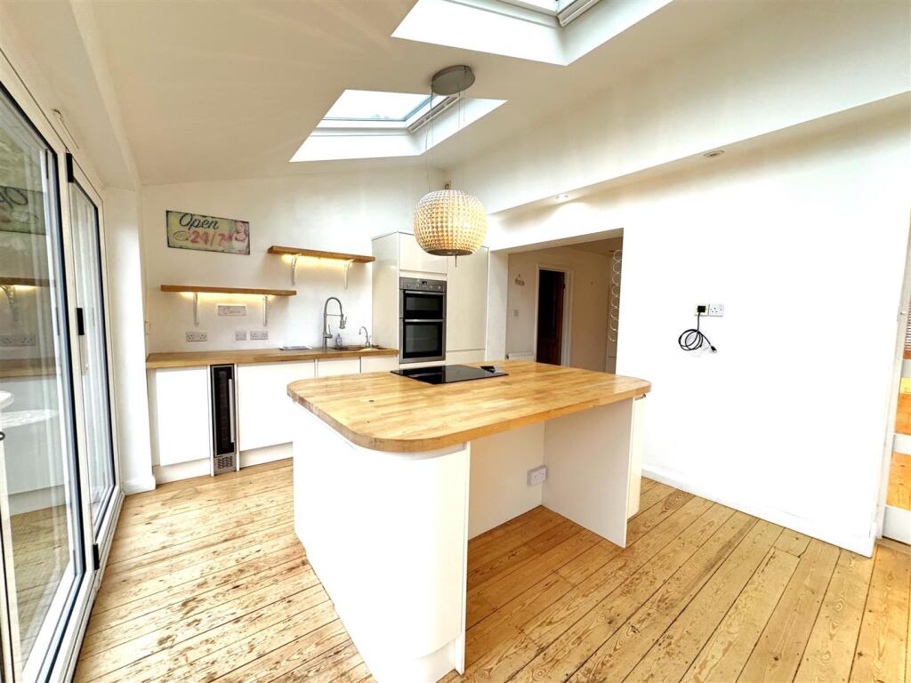 Additional image 14 of Berkeley Avenue, Bexleyheath