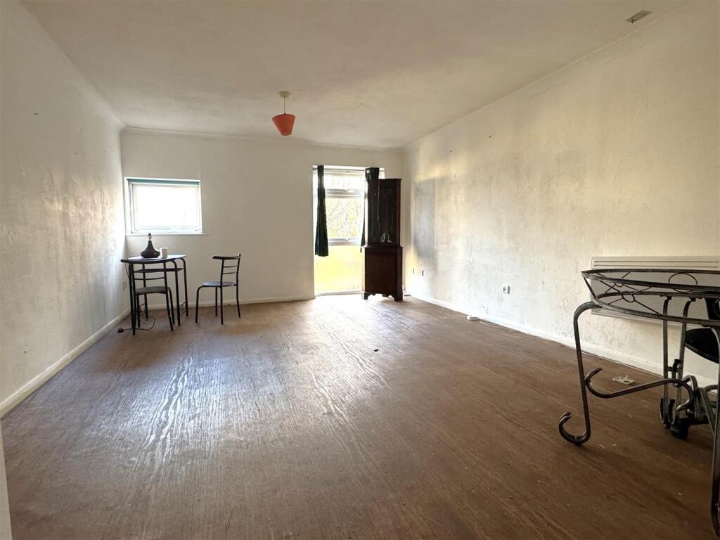 Main image of property: Kempton Close, Erith