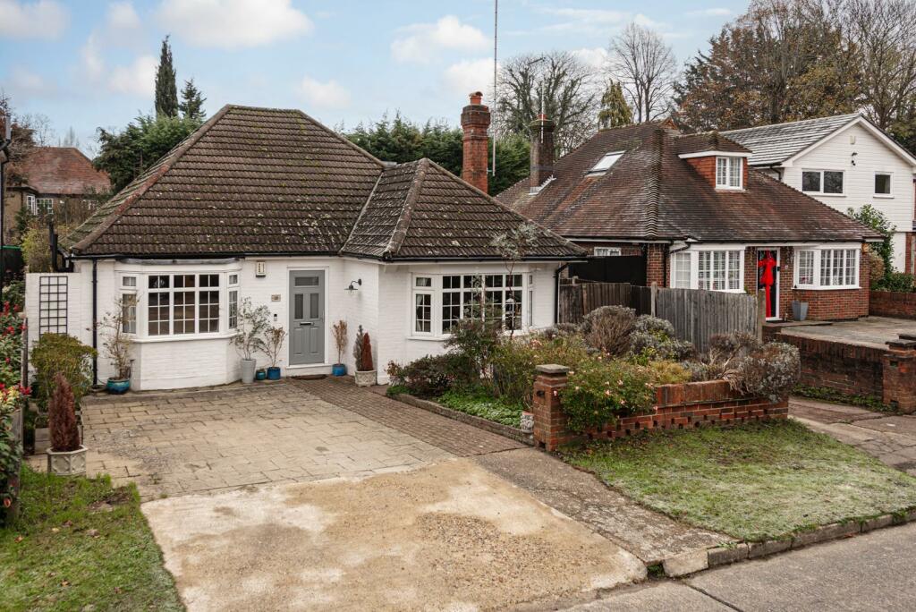 3 bedroom detached bungalow for sale in Langton Avenue, Epsom, KT17