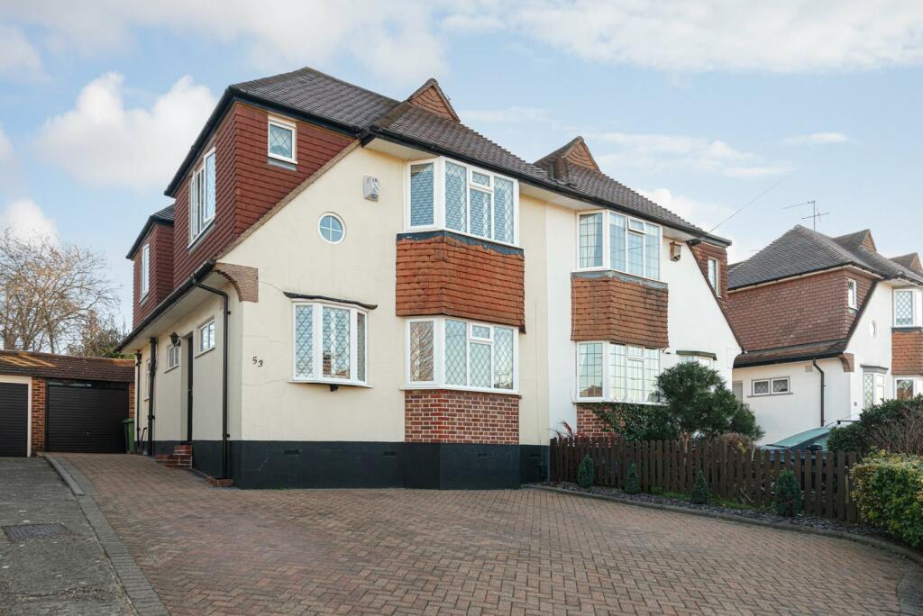 3 Bedroom Semi Detached House For Sale In Parklawn Avenue Epsom Kt18