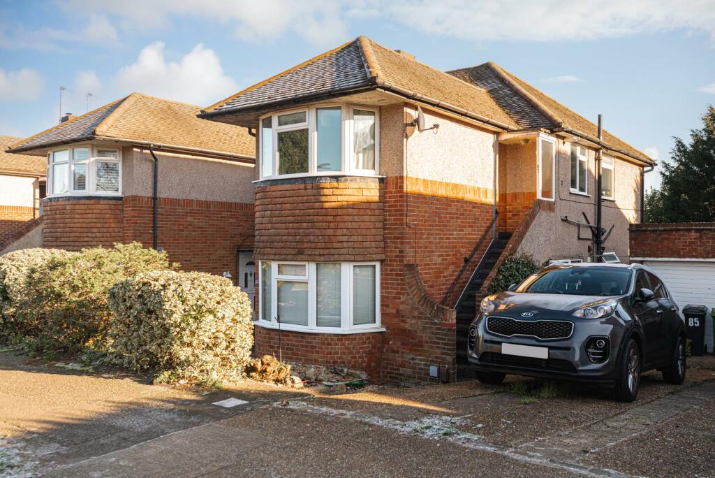 2 bedroom for sale in Stamford Green Road, Epsom, KT18