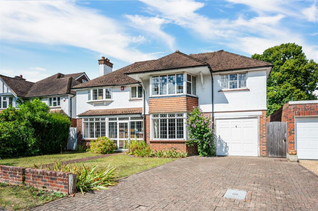 5 bedroom detached house for sale in Woodcote Green Road, Epsom, KT18