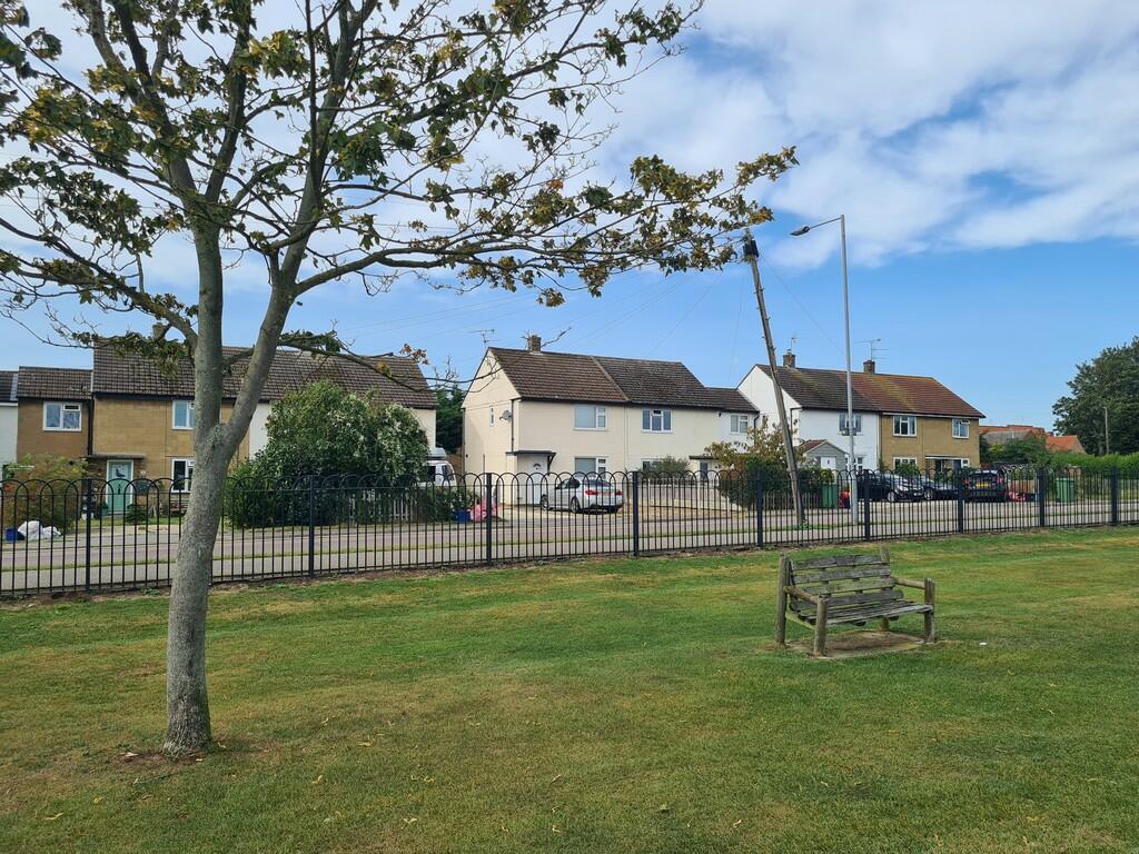 2 bedroom semidetached house for sale in Park Drive, Maldon, CM9