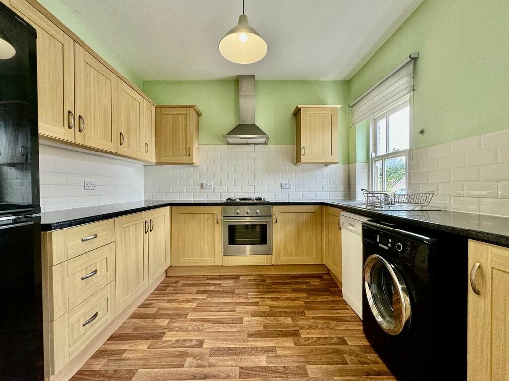 Additional property image - High Street, Burnham-on-Crouch