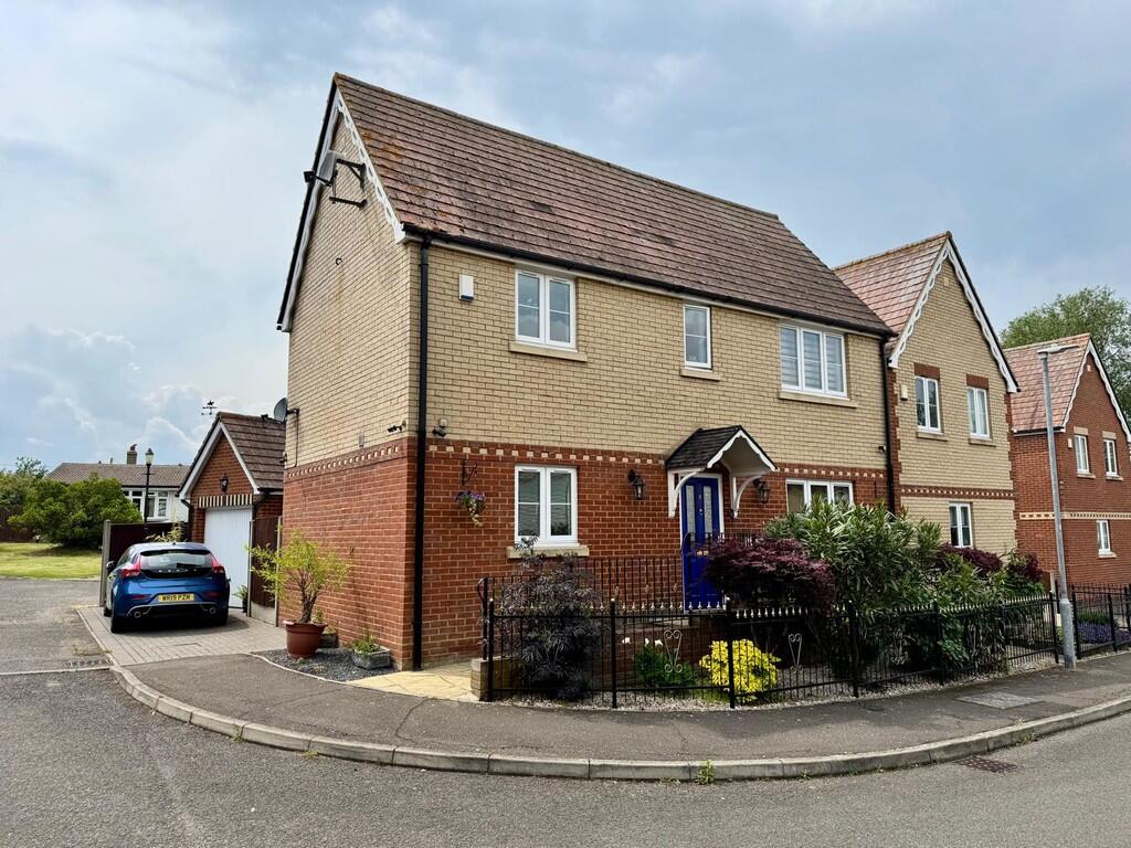 Main image of property: Mayland Quay, Mayland