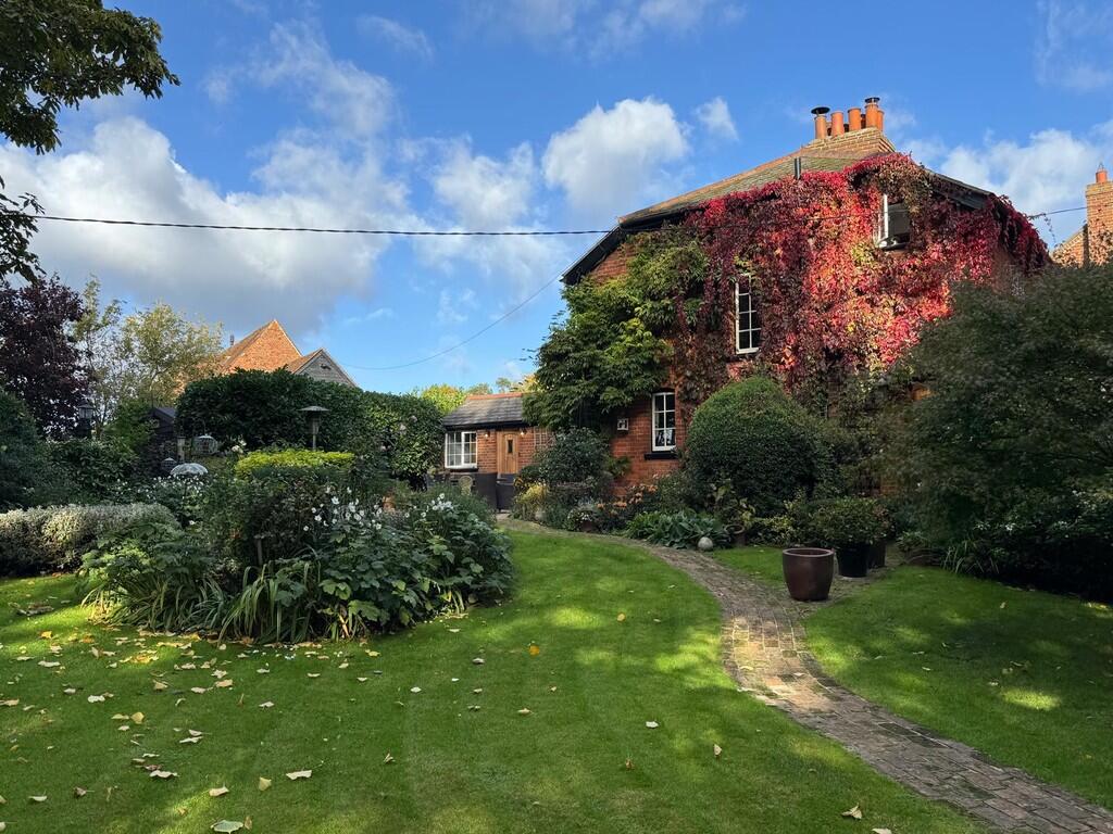 Main image of property: Place Cottages, Rettendon Common