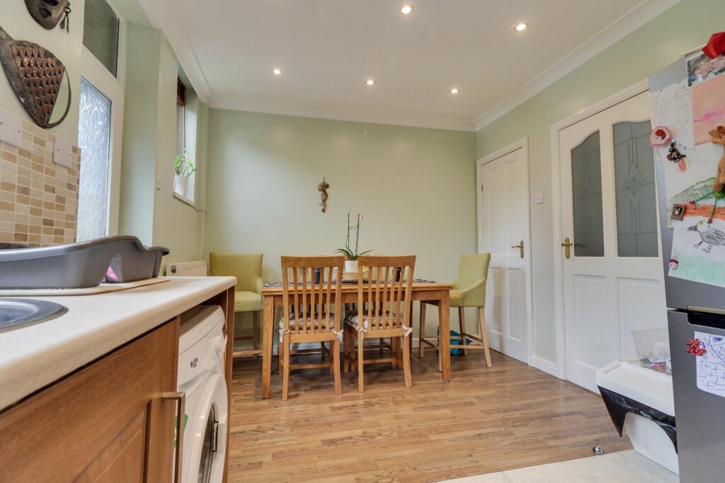 Additional property image - Queen Street, Greengates, Bradford, West Yorkshire, BD10