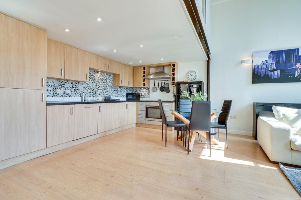 Additional property image - Meadow Road, Apperley Bridge, Bradford, West Yorkshire, BD10