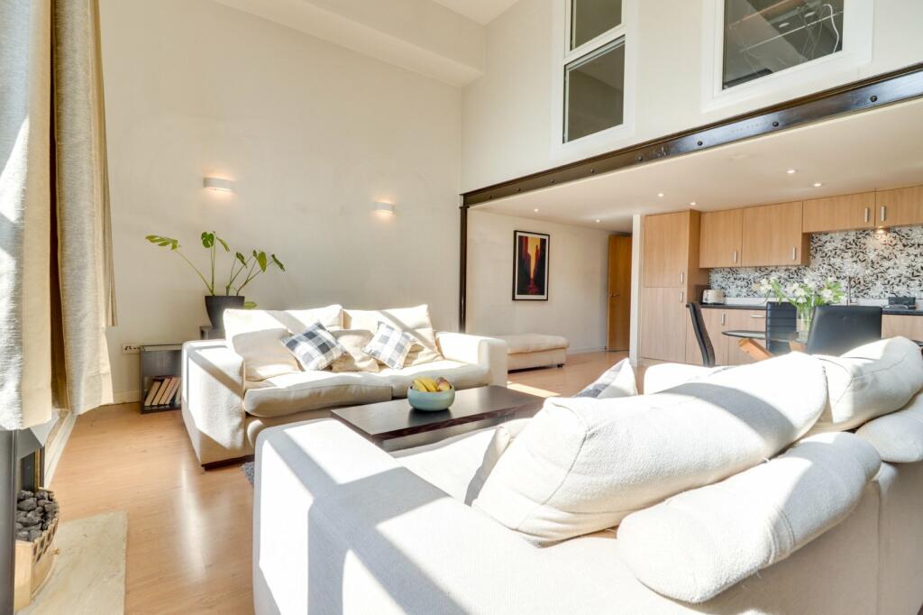 Additional property image - Meadow Road, Apperley Bridge, Bradford, West Yorkshire, BD10