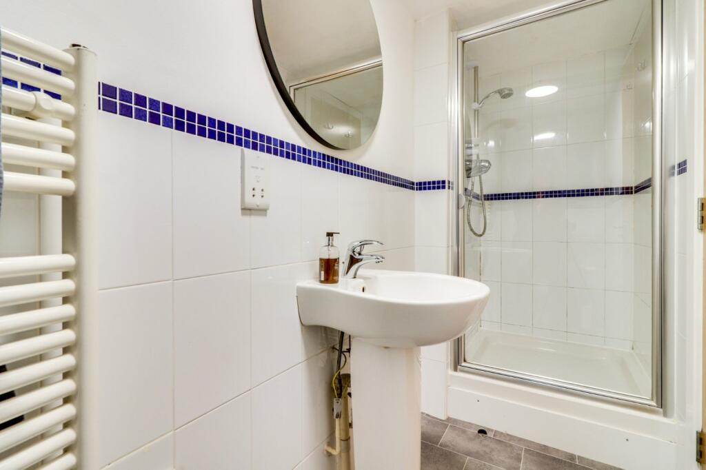 Additional property image - Meadow Road, Apperley Bridge, Bradford, West Yorkshire, BD10