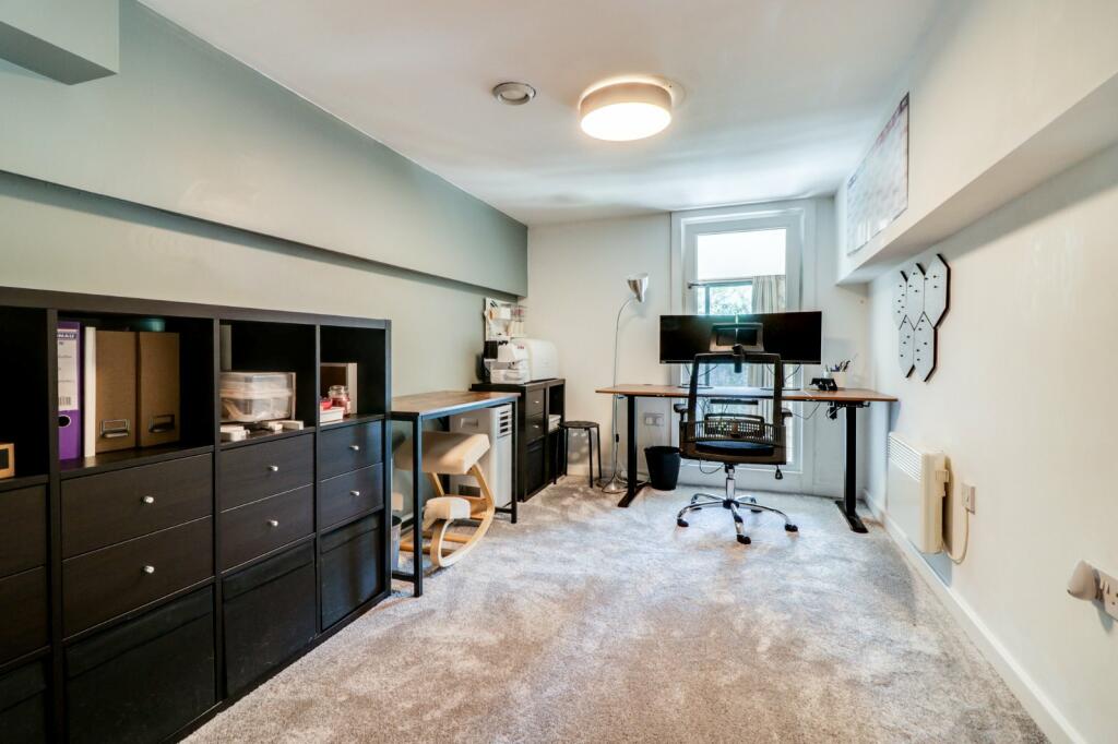 Additional property image - Meadow Road, Apperley Bridge, Bradford, West Yorkshire, BD10