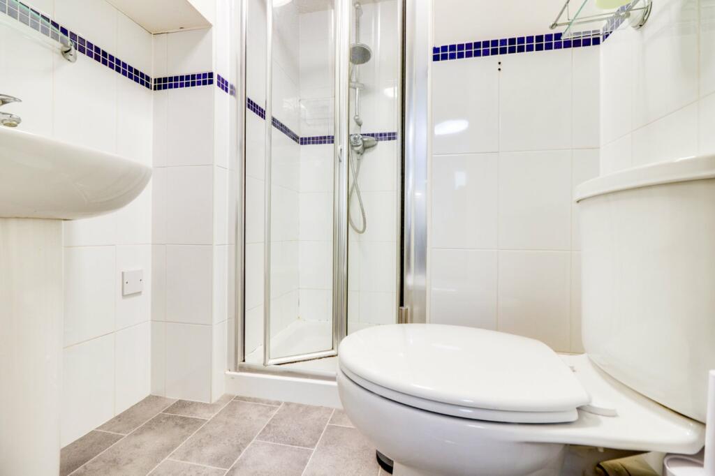 Additional property image - Meadow Road, Apperley Bridge, Bradford, West Yorkshire, BD10