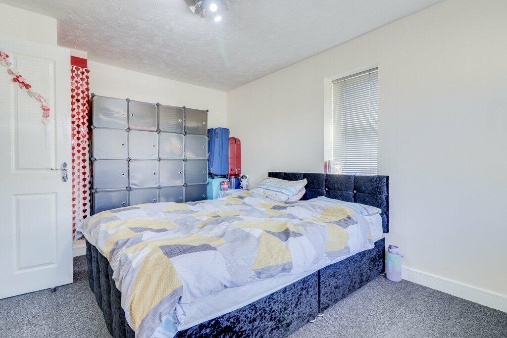 Additional property image - Navigation Drive, Apperley Bridge, Bradford, West Yorkshire, BD10