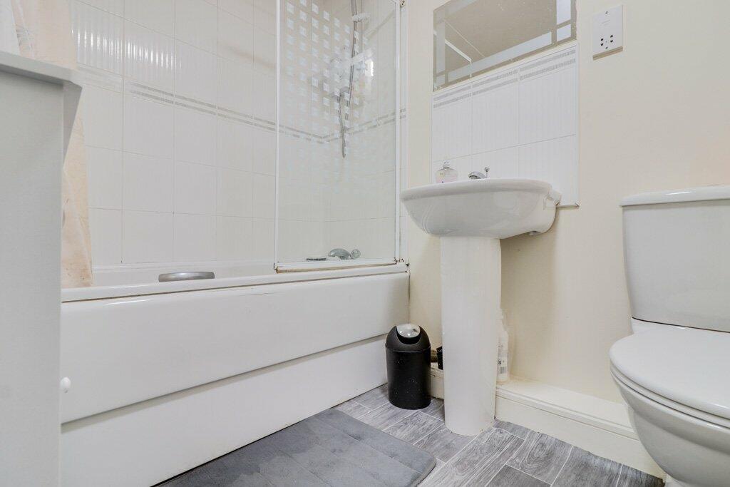 Additional property image - Navigation Drive, Apperley Bridge, Bradford, West Yorkshire, BD10