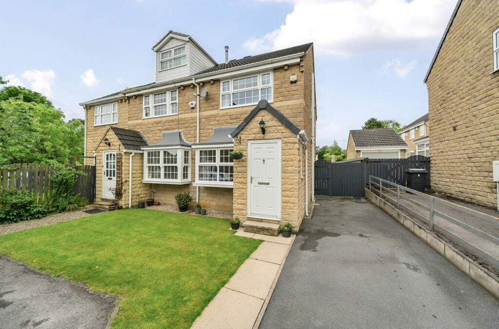 Main image of property: Clarence Mews, Horsforth, Leeds, West Yorkshire, LS18