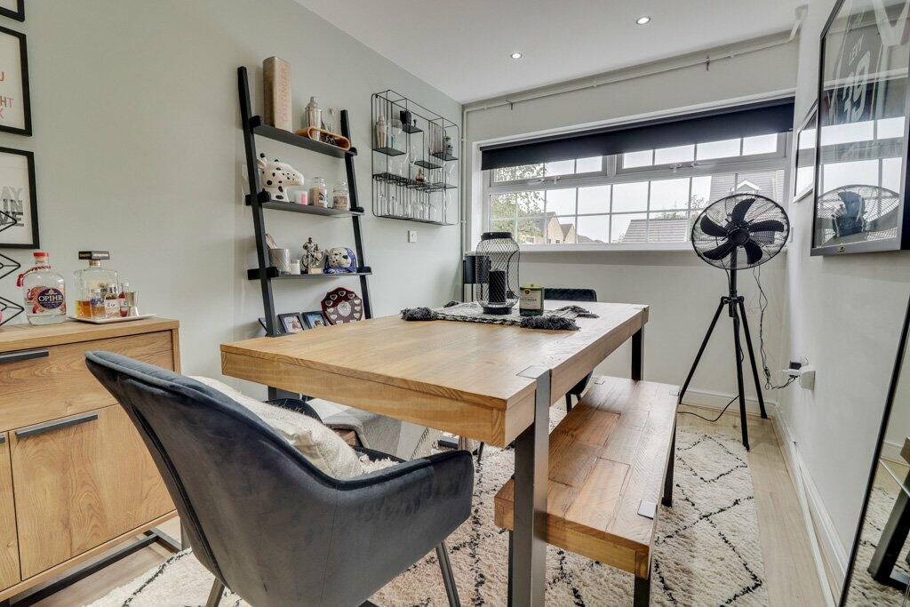 Additional property image - Far Highfield Close, Idle, Bradford, West Yorkshire, BD10
