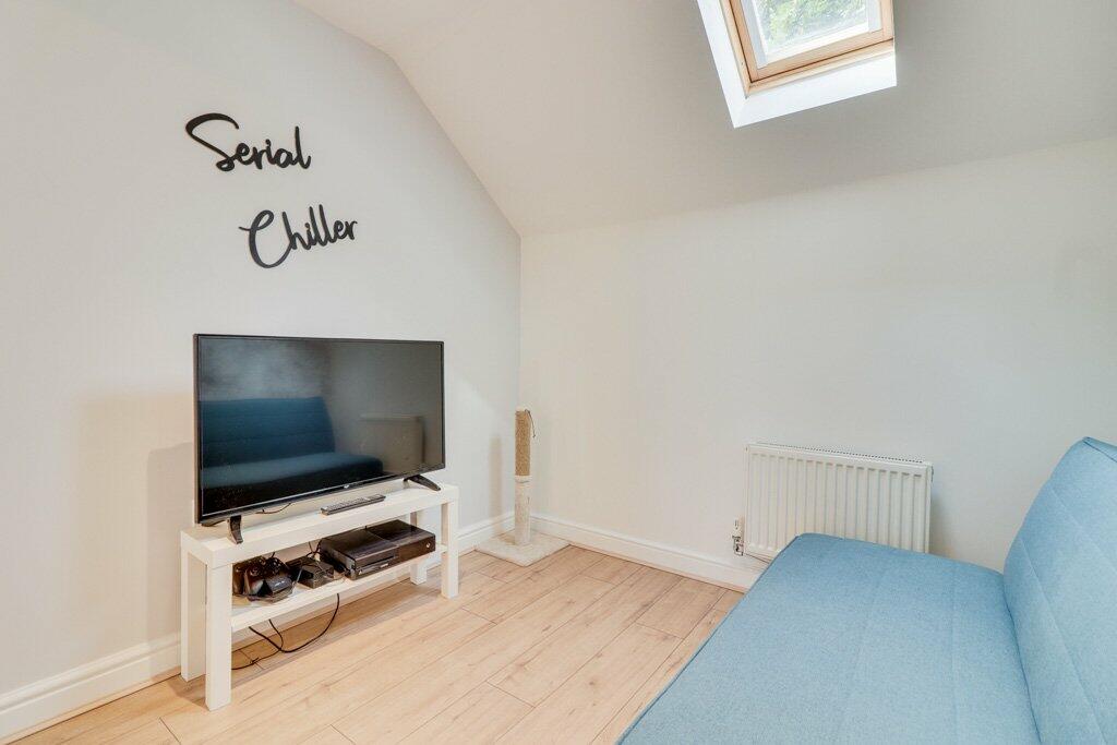 Additional property image - Far Highfield Close, Idle, Bradford, West Yorkshire, BD10