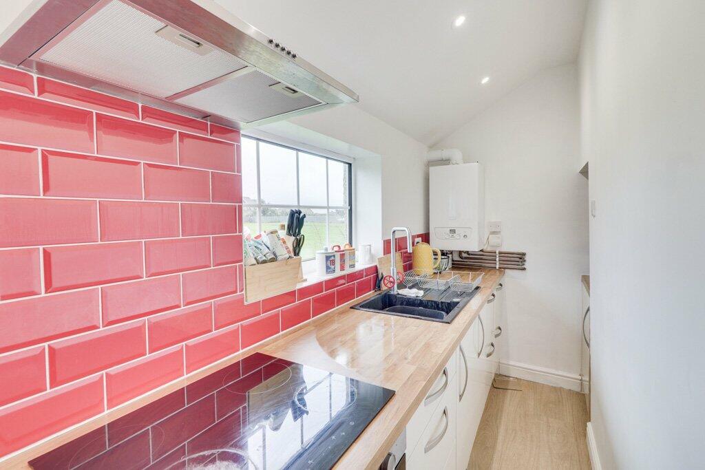 Additional property image - Ashfield Place, Fagley, Bradford, West Yorkshire, BD2