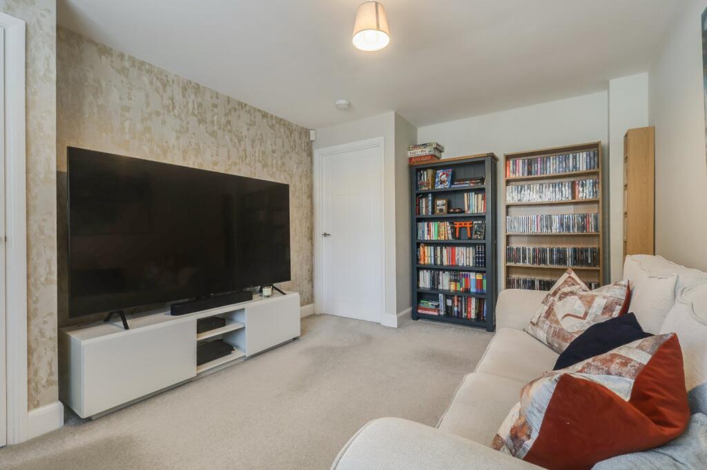 Additional property image - Apperdale, Bradford, West Yorkshire, BD10